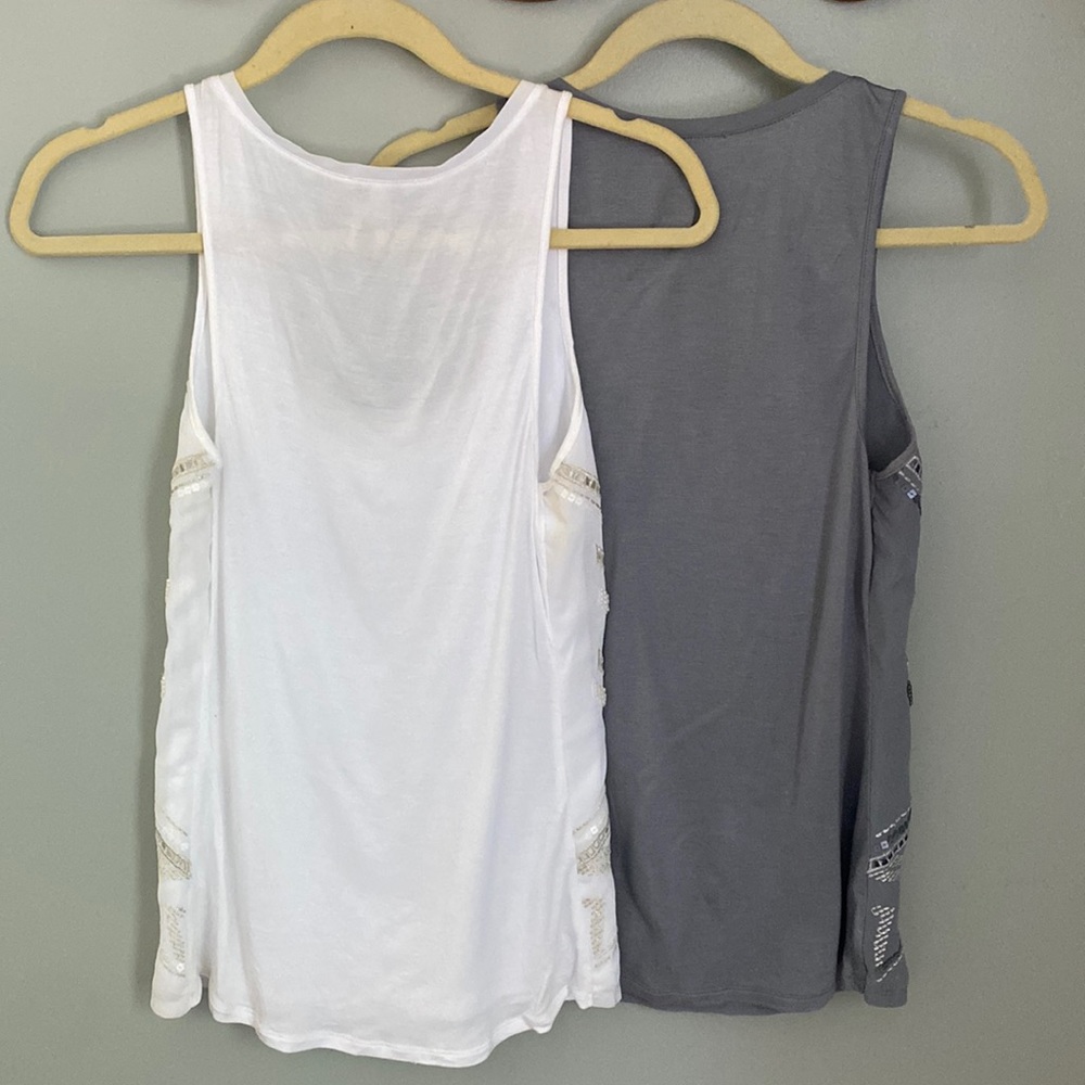 Express Bundle Of 2 Embellished Tanks XS - Picture 9 of 15
